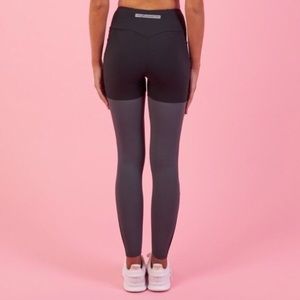 Nikki B two tone black/gray leggings